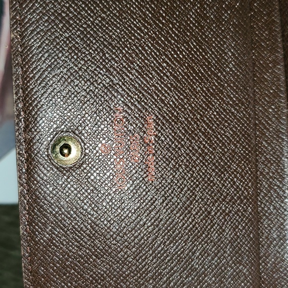 Authentic Louis Vuitton Damier Ebene wallet - Picture 5 of 7